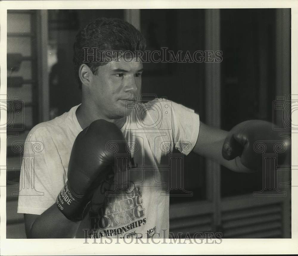 1986 Press Photo Allan Cromp, Boxer- Historic Images