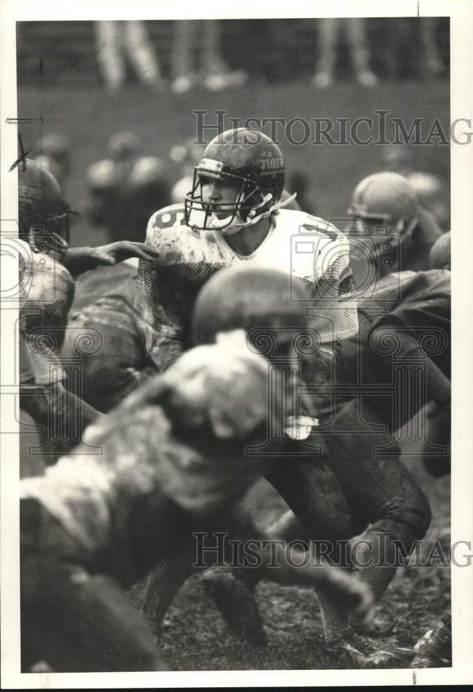 1986 Press Photo Football Player Don Towndrow in Game- Historic Images