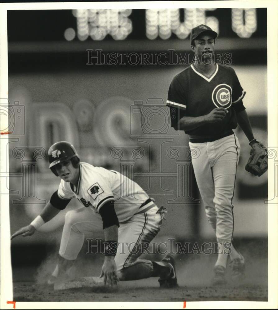 1989 Press Photo Chiefs Ed Sprague slides into 2nd base in game vs. Cubs- Historic Images