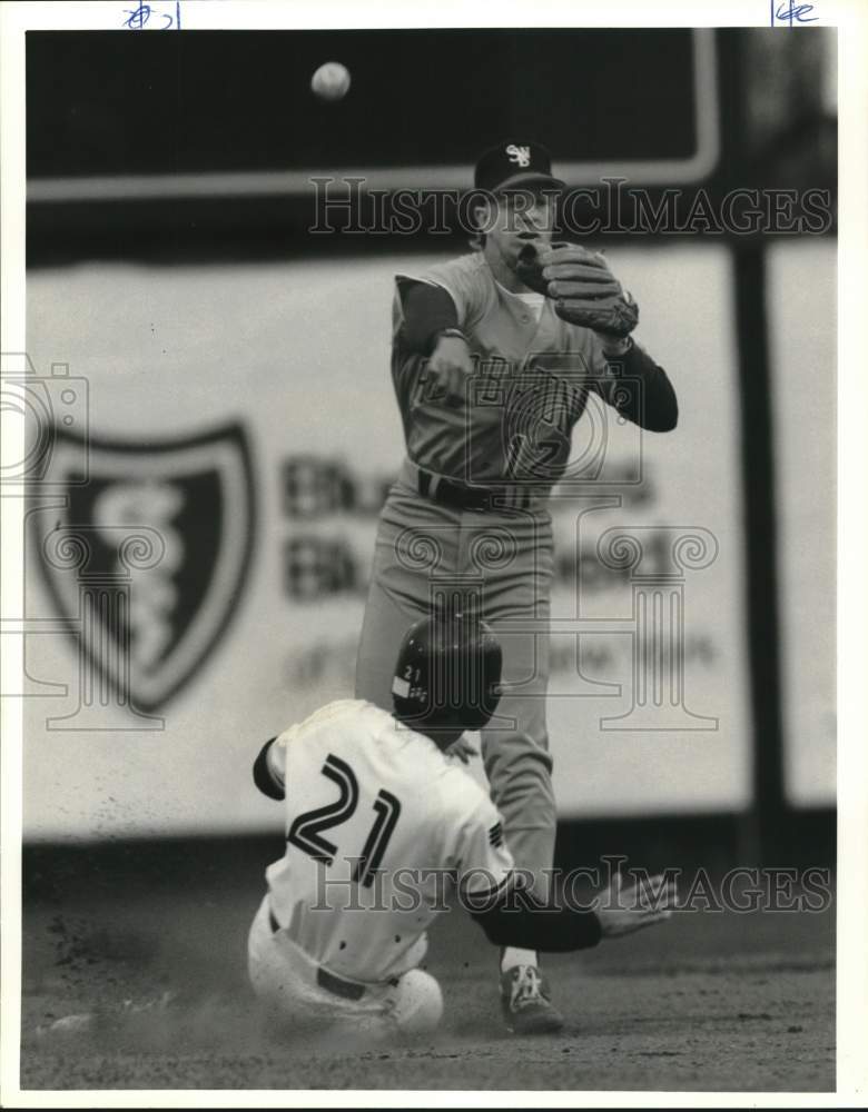 1991 Press Photo Baseball Players Eddie Zosky and Mickey Morandini at Game- Historic Images