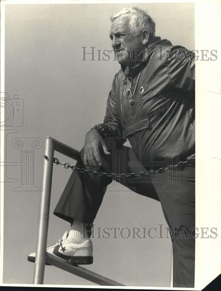 1987 Press Photo Syracuse University football MacPherson at practice.- Historic Images