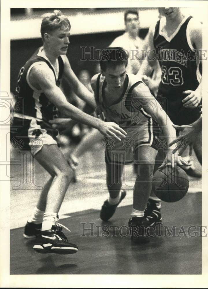 1990 Press Photo Doug Smith at Bishop Ludden and Westhill Basketball Game- Historic Images