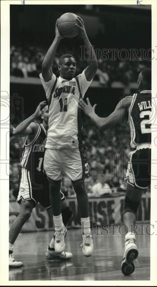 1991 Press Photo Adrian Autry at Syracuse University and Connecticut Game- Historic Images