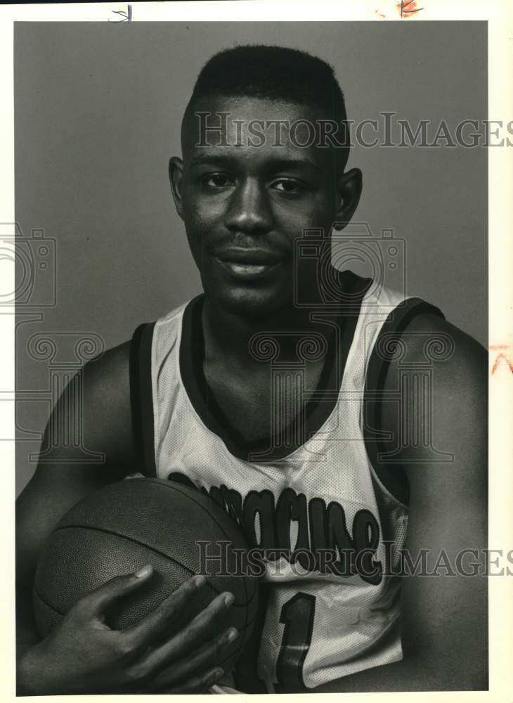 1990 Press Photo Syracuse University Basketball Team Player Adrian Autry- Historic Images