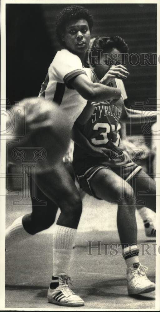 1985 Press Photo Felisha Legette at Syracuse and St. John's Basketball Game- Historic Images