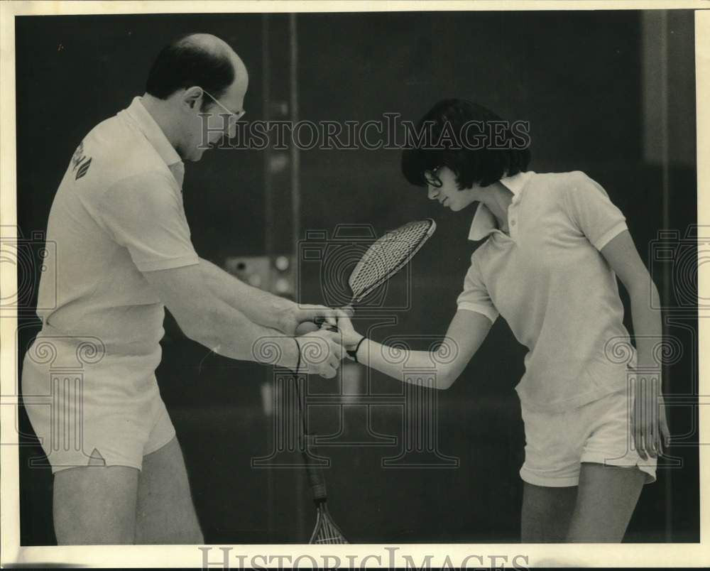 1984 Press Photo Sara Ali and Jim Winterton at Sundown East Racquetball Court- Historic Images