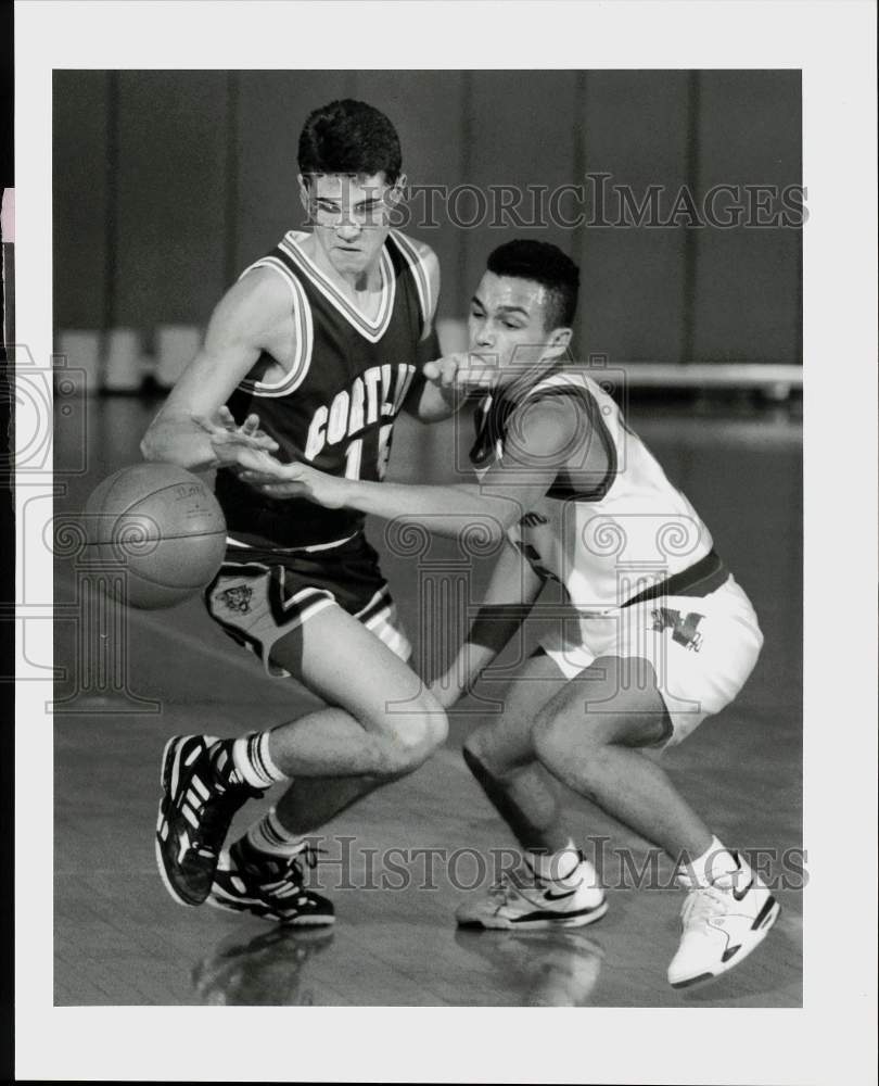 1990 Press Photo Ryan Cummings and Tom Deasy in Nottingham vs. Cortland game.- Historic Images