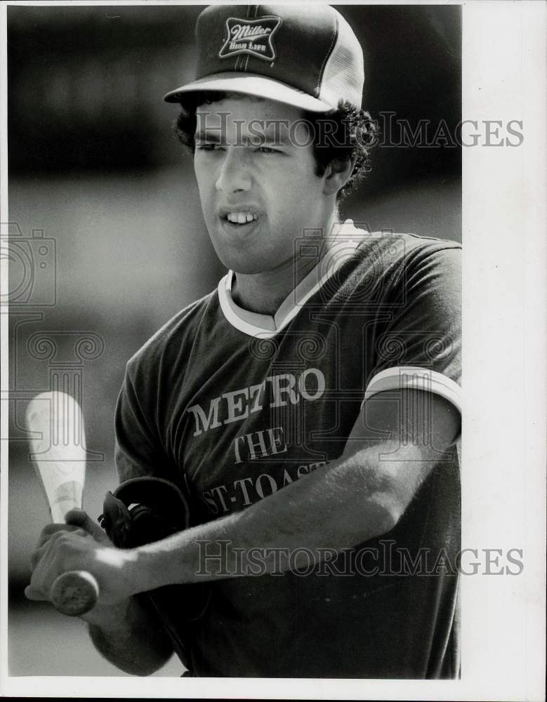 1983 Press Photo Rich Cimini limbers up with bat at Blue Jays baseball tryout.- Historic Images