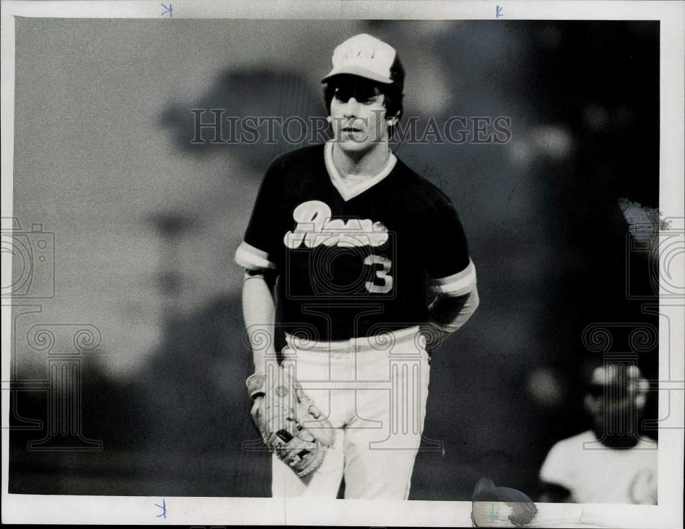 1981 Press Photo Albert Guggi, Rome Free Academy pitcher, shows winning form.- Historic Images