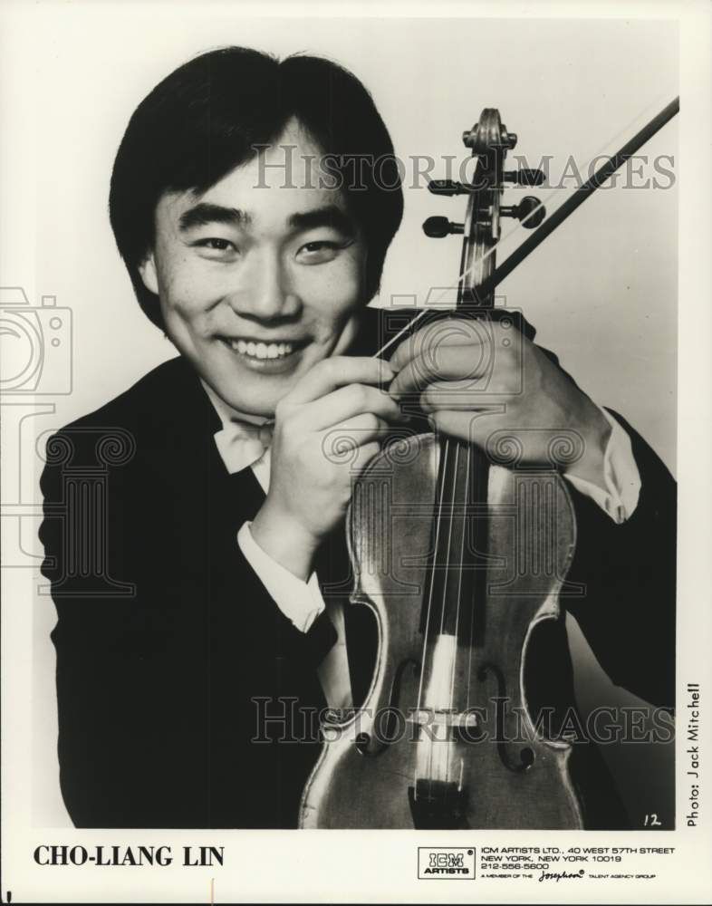 Press Photo Violinist Cho-Liang Lin - syx02058