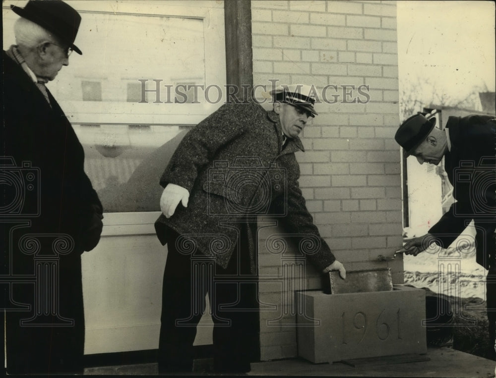 1961 Press Photo Richmondville, NY fire department seals firehouse cornerstone- Historic Images