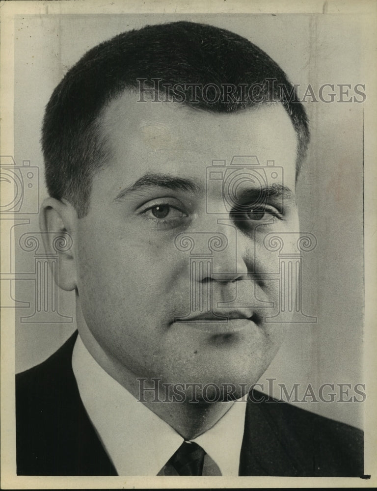 1968 Press Photo Bernard Zovistoski - tua03140