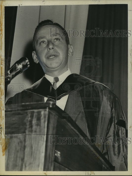 1959 Press Photo New York Governor Malcolm Wilson - tua03175