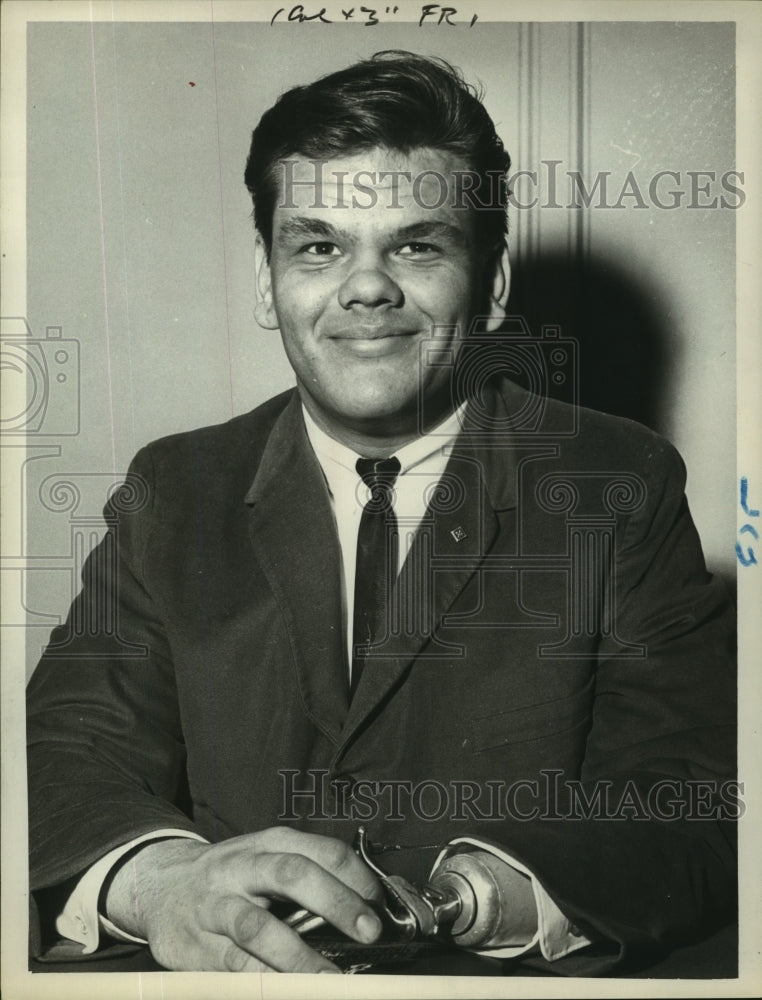 1965 Press Photo Benjamin Zeller - tua03384