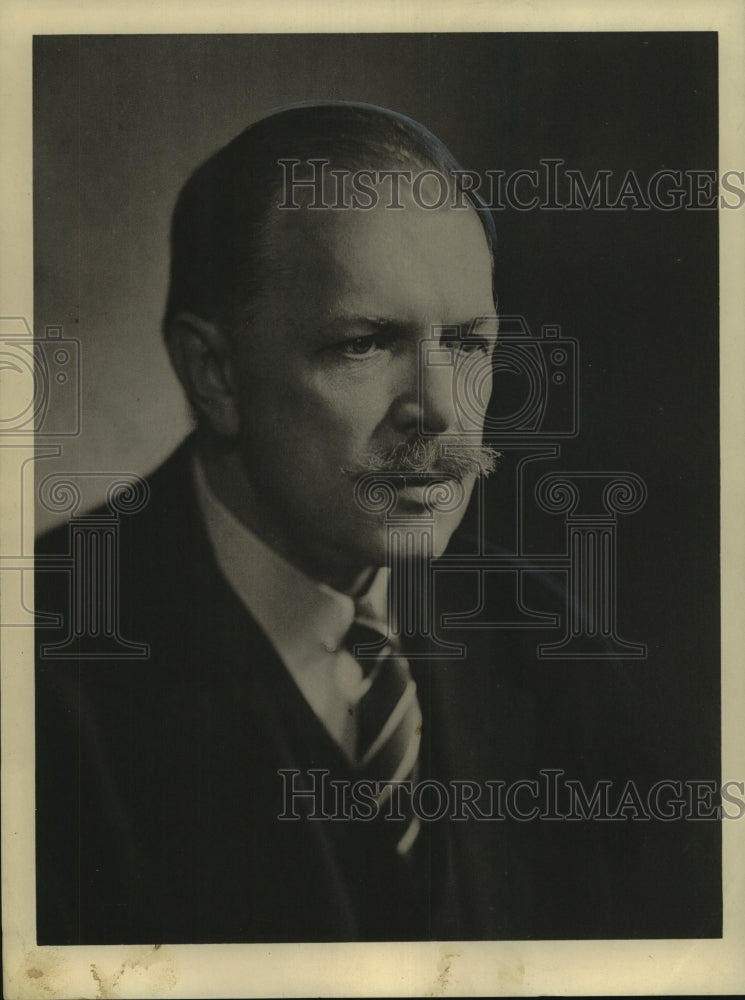 1957 Press Photo Dr. Walter Whitehill, Albany, NY Institute of History and Art