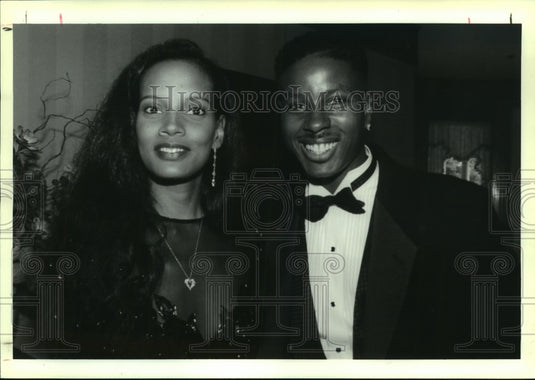 1993 Press Photo Actress Shari Headley & Rapper Chris Martin in Saratoga, NY- Historic Images