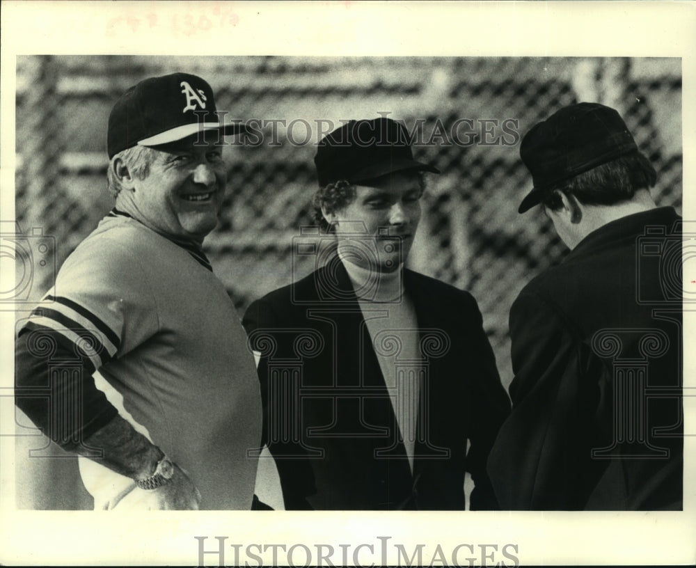 1983 Press Photo A&#39;s Manager Pete Whisenant, Bleeker Stadium - tua06675- Historic Images