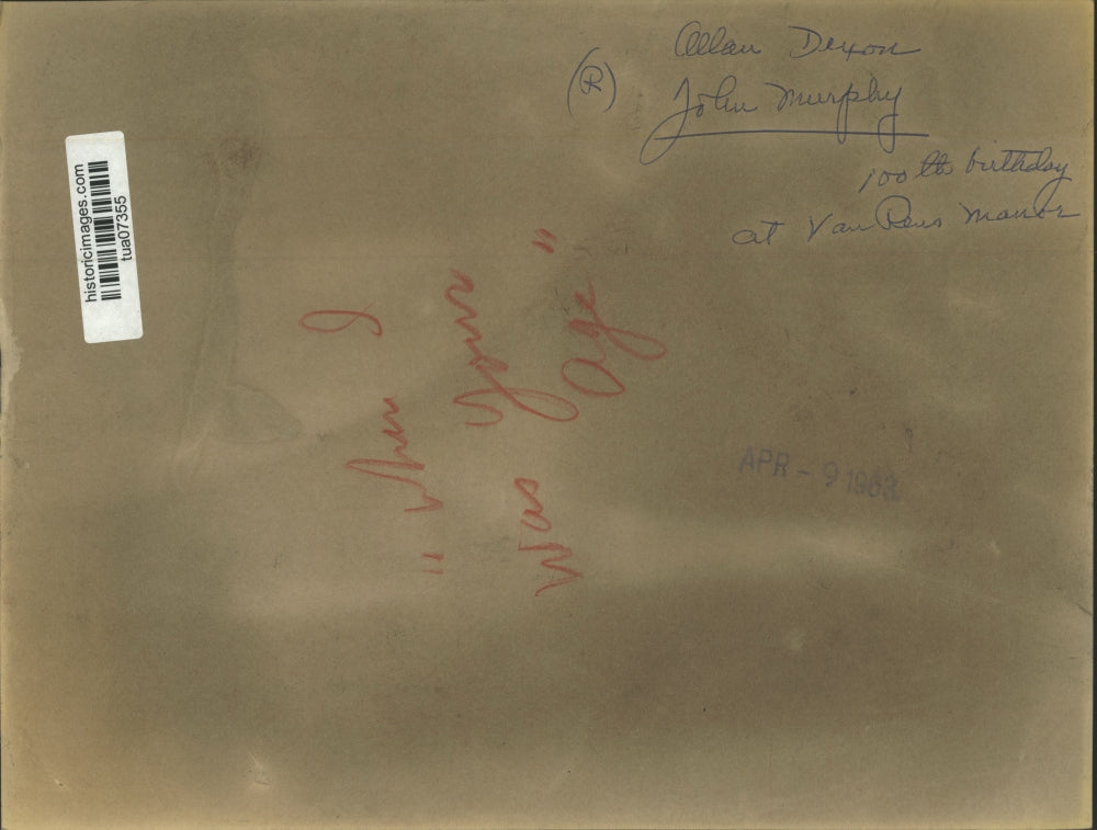 1963 Press Photo Allan Dixon & Centenarian John Murphy at Van Rensselaer Manor