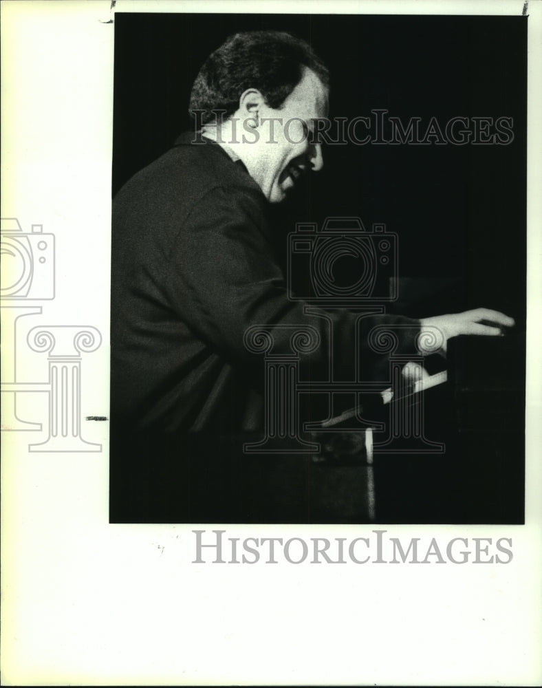 1990 Press Photo Michel Camilo leads group, opening day, Newport Jazz Festival- Historic Images