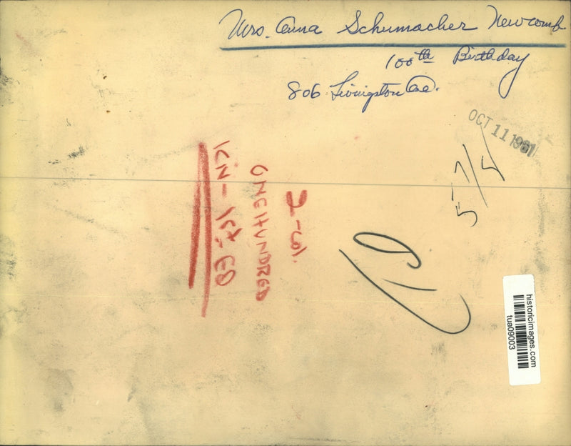 Load image into Gallery viewer, 1961 Press Photo Albany, New York Centenarian Anna Schumacher Newcomb
