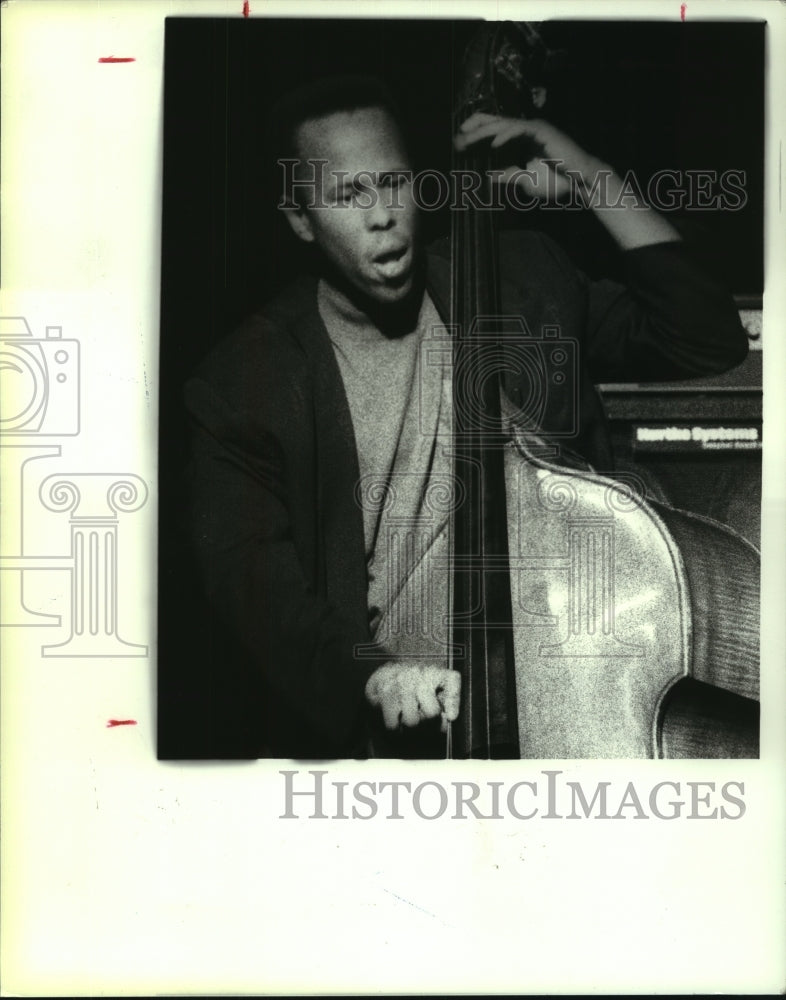 1990 Press Photo Michael Bowie performs during Saratoga, New York Jazz Fest- Historic Images