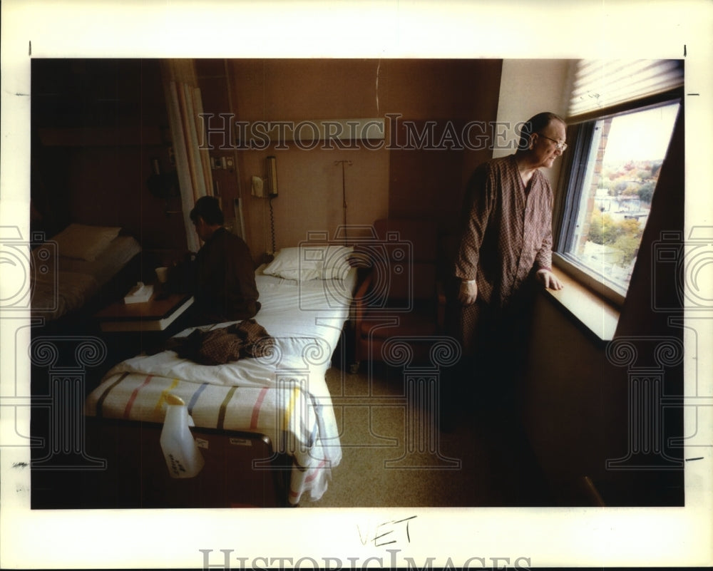 Press Photo Patient in room at Albany, NY Veterans Administration Hospital- Historic Images