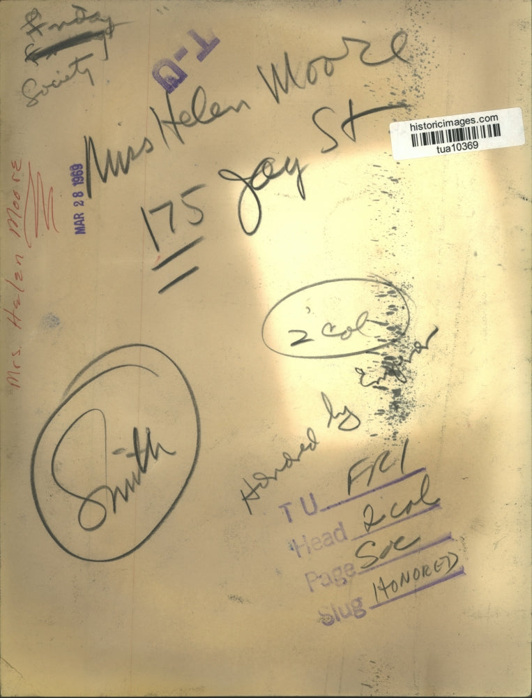 1969 Press Photo Mrs. Helen Moore, Albany, New York - tua10369