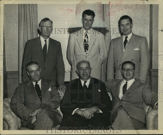 1952 Press Photo Executives for public interest in good highways Washington DC- Historic Images