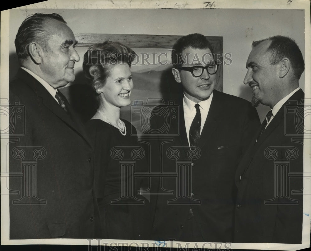 1965 Press Photo Dignitaries check out new offices for Albany, New York Symphony