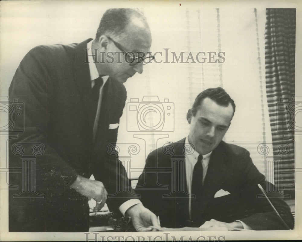 1964 Press Photo Seymour Scher and Frank Wille - tua11502