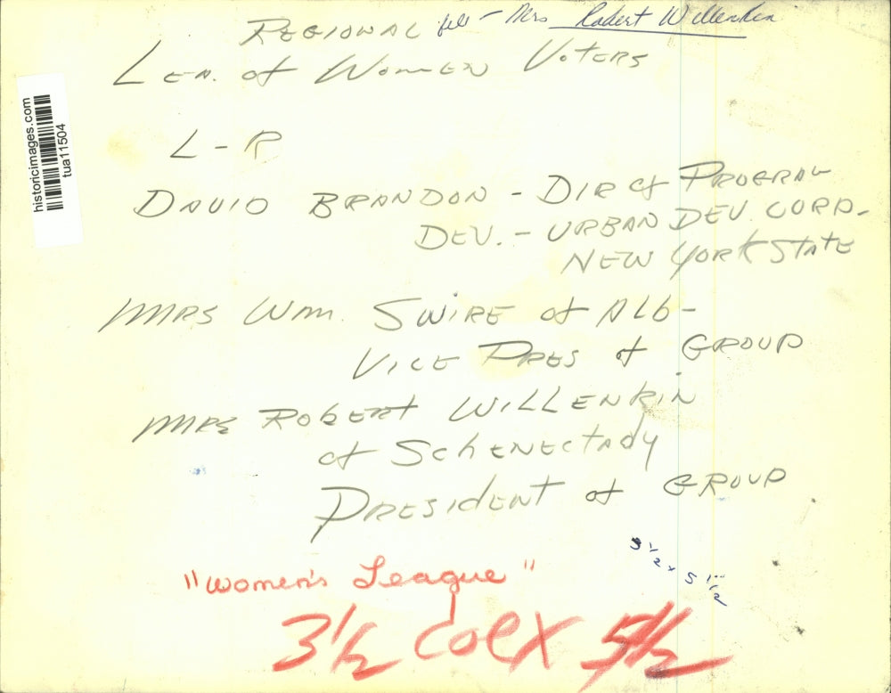 Press Photo Regional League of Women Voters officials meet in Albany, New York