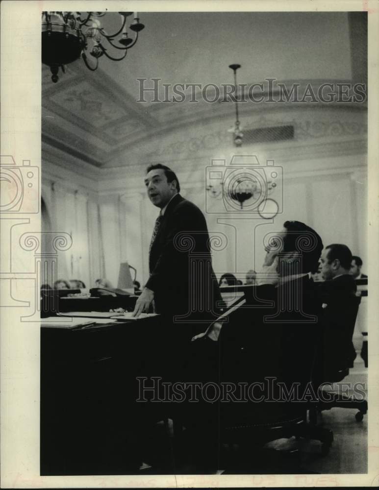 1972 Press Photo Councilman speaks at Schenectady, New York City Council meeting- Historic Images