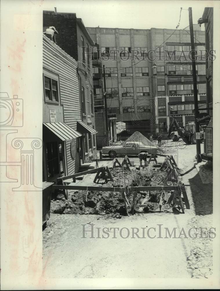 1982 Press Photo Construction of pedestrian mall in Schenectady, New York