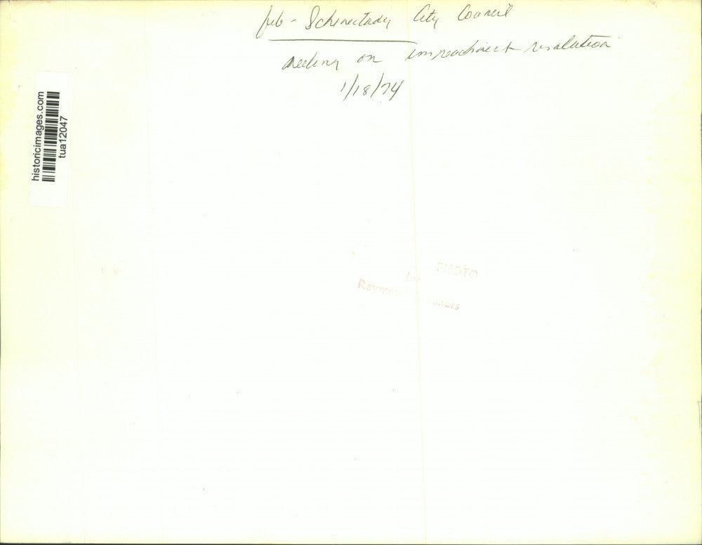 1974 Press Photo Schenectady City Council, New York. Meeting on impeachment.