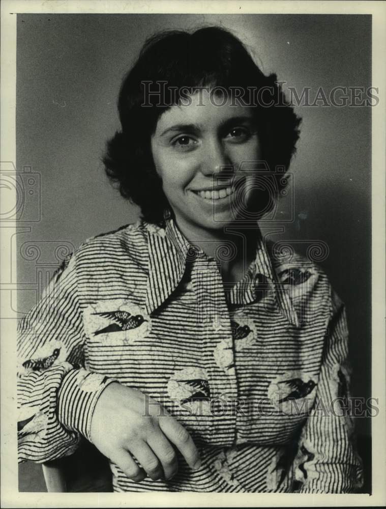 1974 Press Photo Julie Schwartz - tua14518