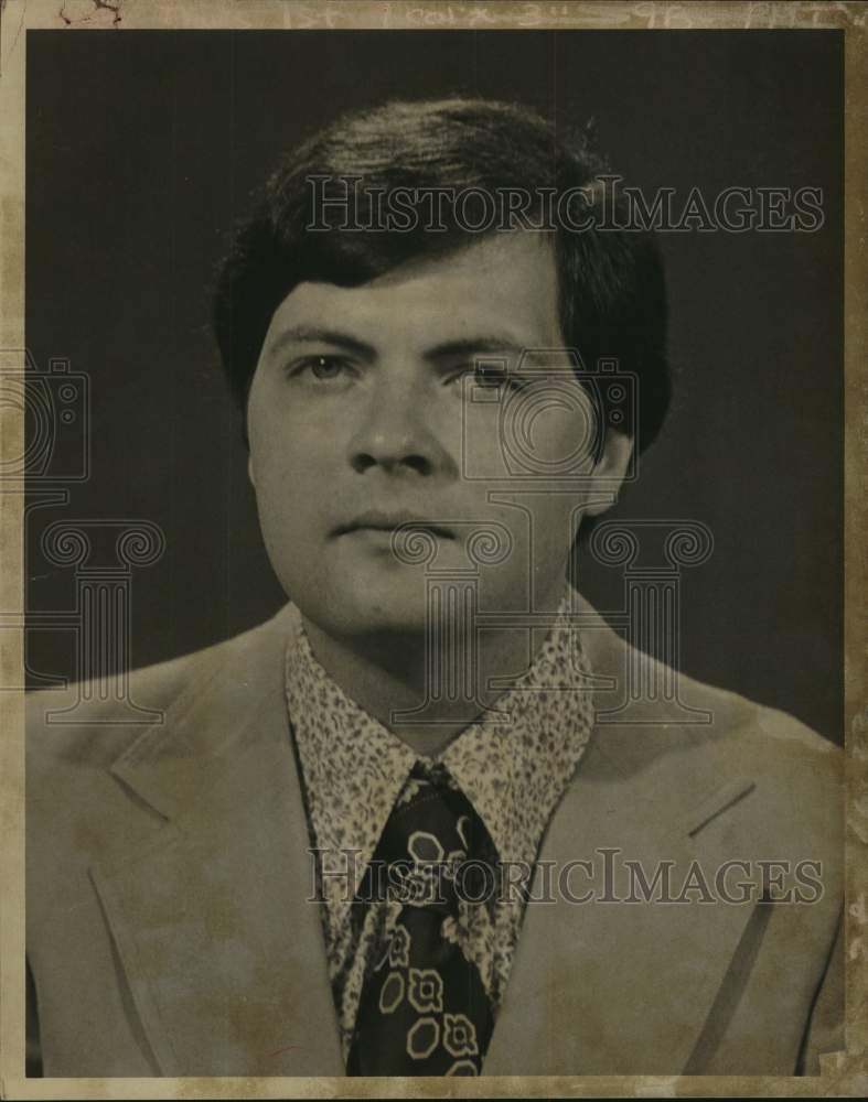 1976 Press Photo Edward O&#39;Brien, Sports Director, WAST, Albany, New York- Historic Images