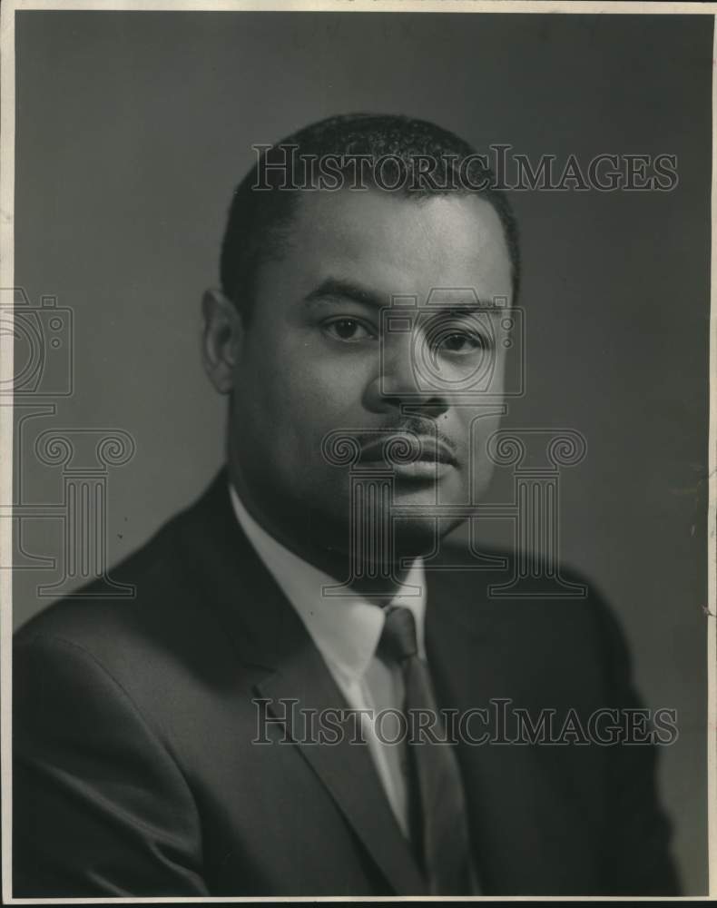 1971 Press Photo Dr. Basil Scott - tua15967