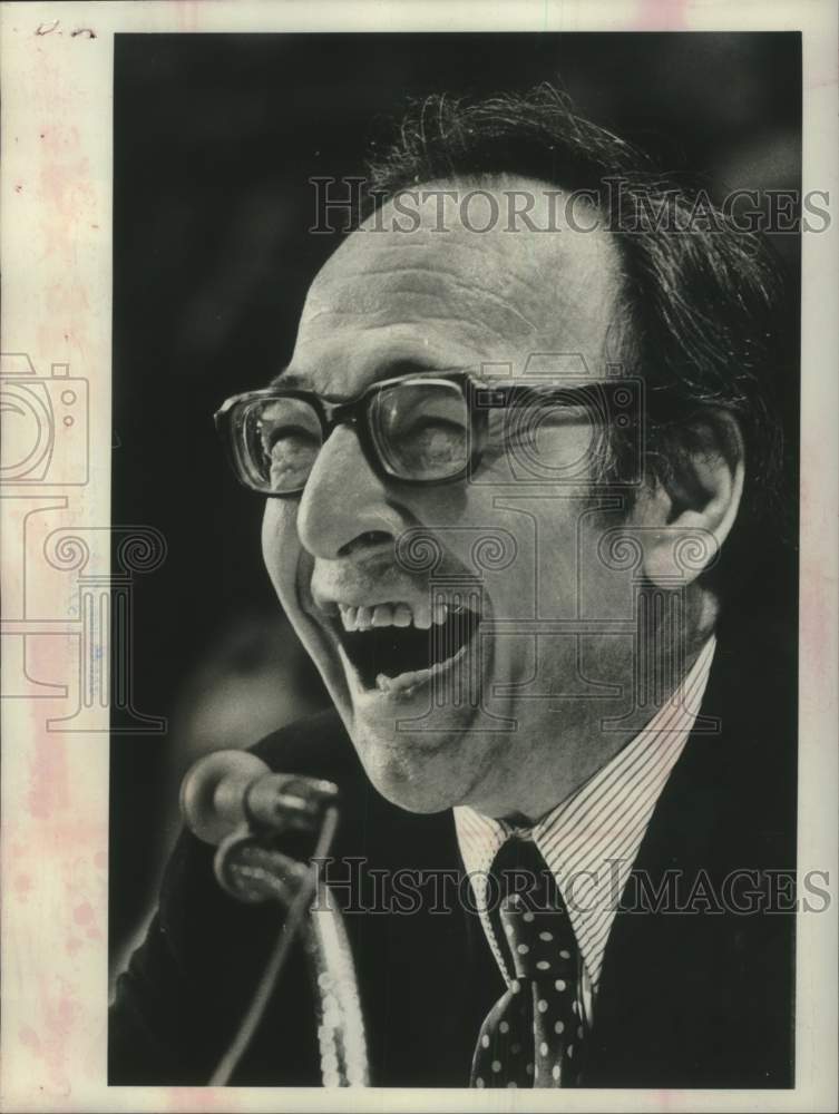 1976 Press Photo Herman Schwartz - tua16157