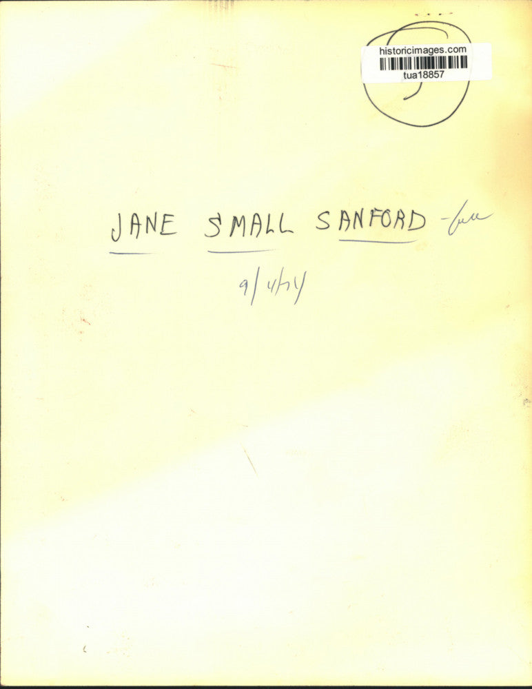 1974 Press Photo Jane Small Sanford smiles for photo - tua18857