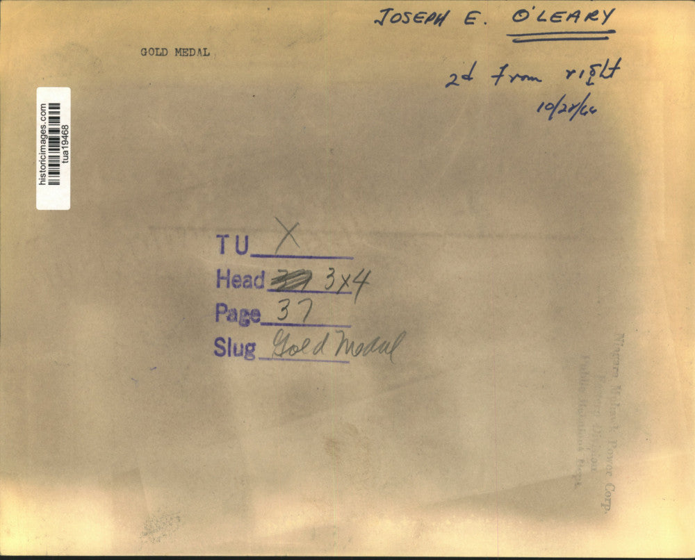 1966 Press Photo Joseph O'Leary awarded gold medal in New York - tua19468