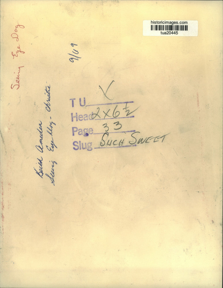 1969 Press Photo Keith Ameden and Christie, his seeing eye dog - tua20445