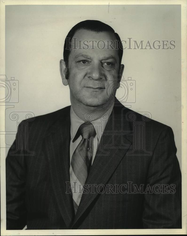 1973 Press Photo Albert V Paparian poses for photo - tua20511