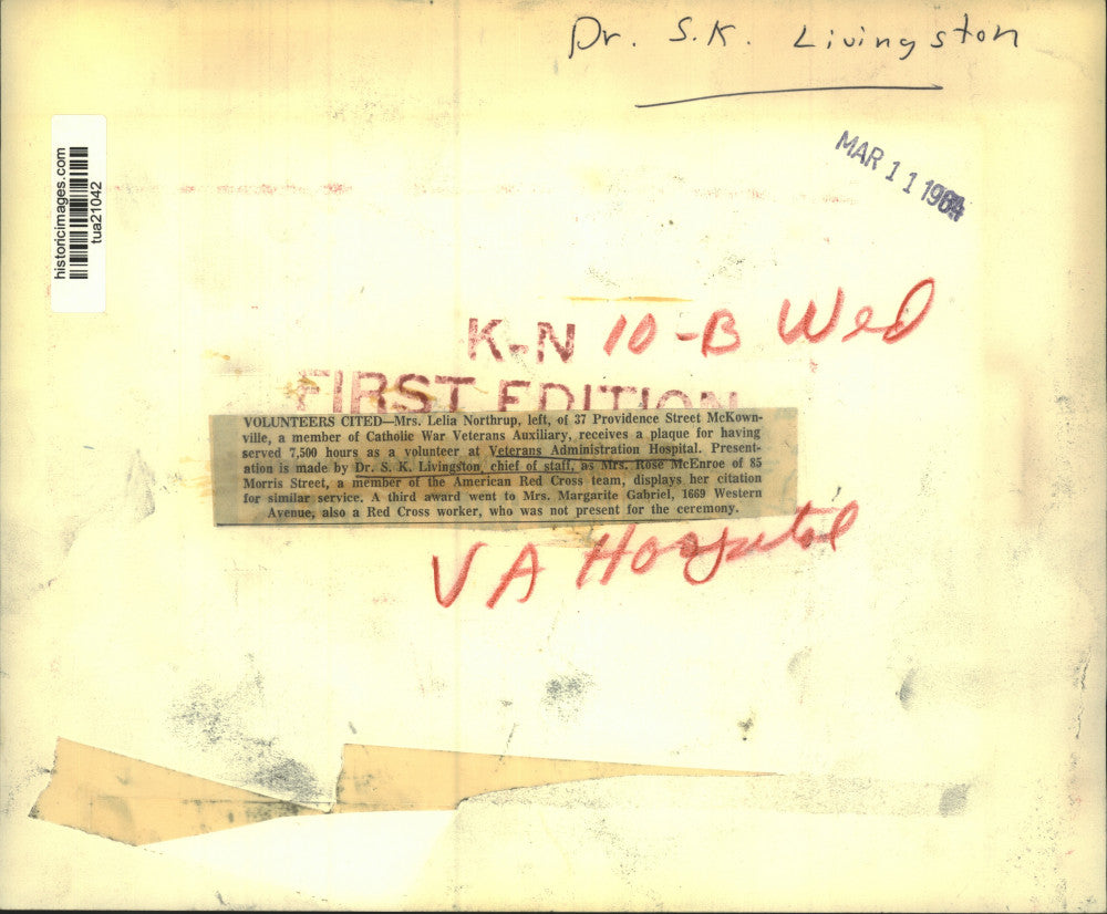 1964 Press Photo Albany, NY Veterans Administration awards volunteer service