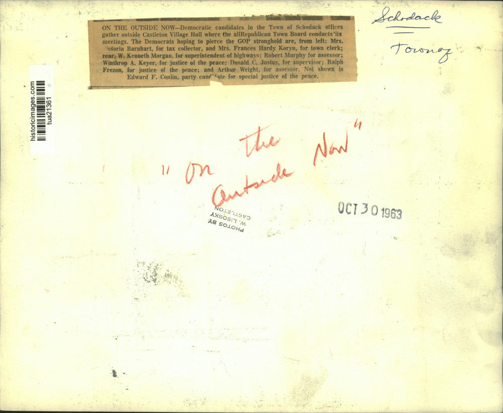 1963 Press Photo Democratic candidates for Town of Schodack office pose outside