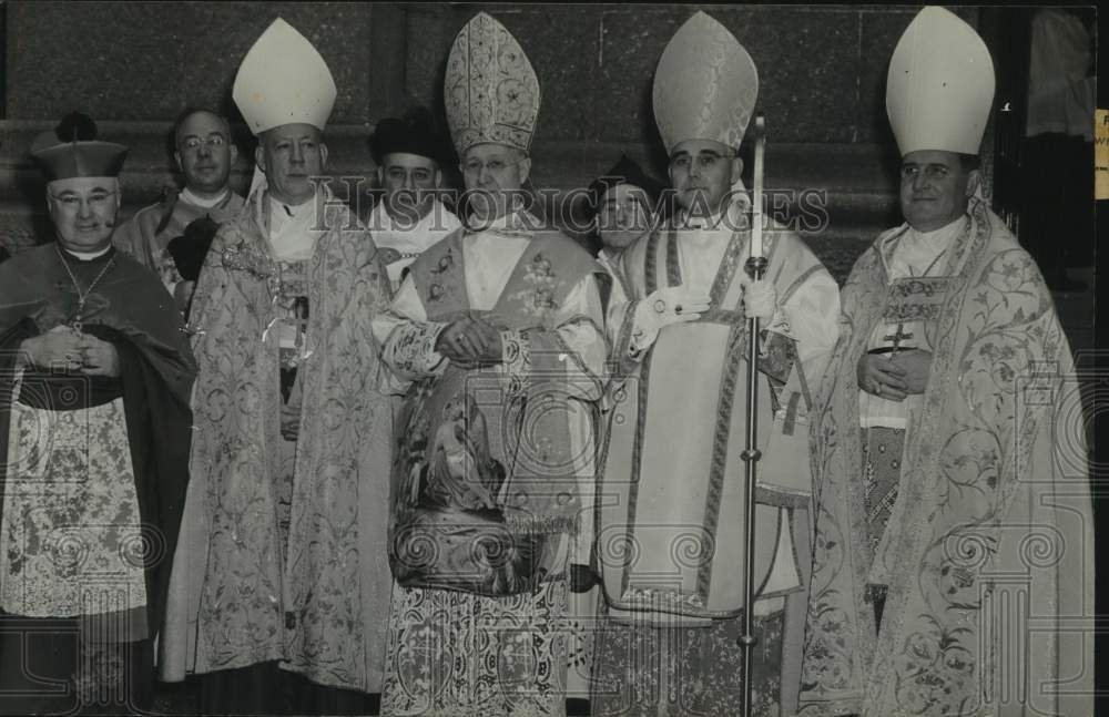 1945 Press Photo Consecration ceremony for Bishop William Scully, Albany, NY