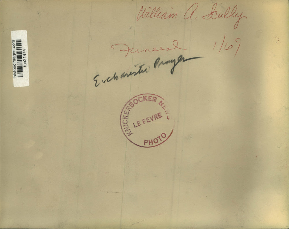 1969 Press Photo Clergy prays at funeral for Bishop William Scully, Albany, NY