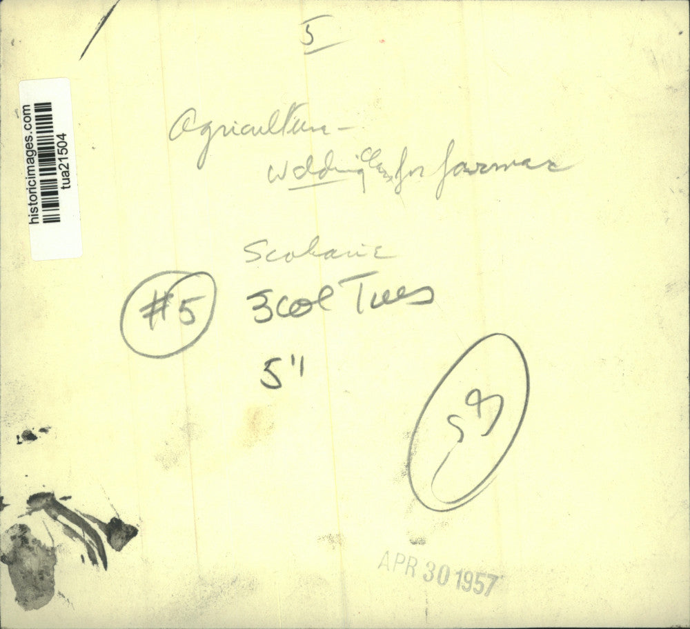 1957 Press Photo Farmers learn to weld in Schoharie, New York - tua21504