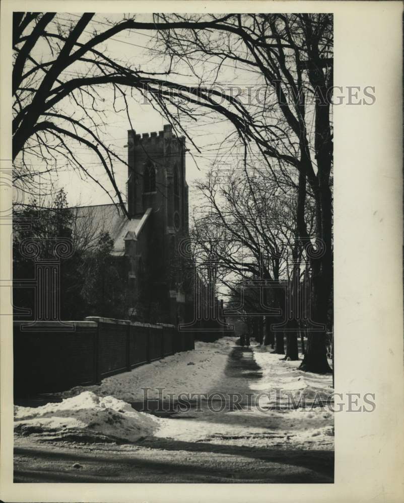 1939 Press Photo Exterior view of St Pauls Church on Western, Albany, New York