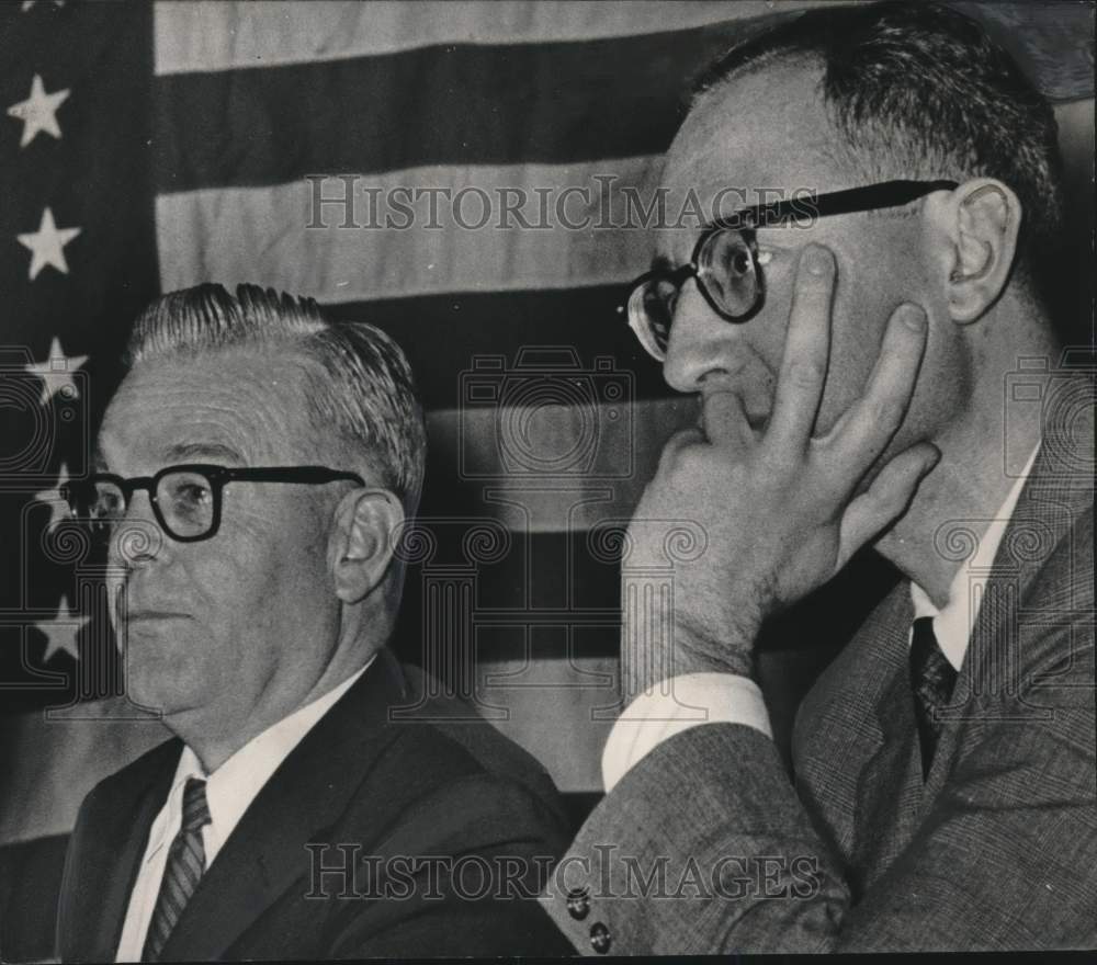 1960 Press Photo Representative Leo O'Brien and Irwing Waxman in front of flag