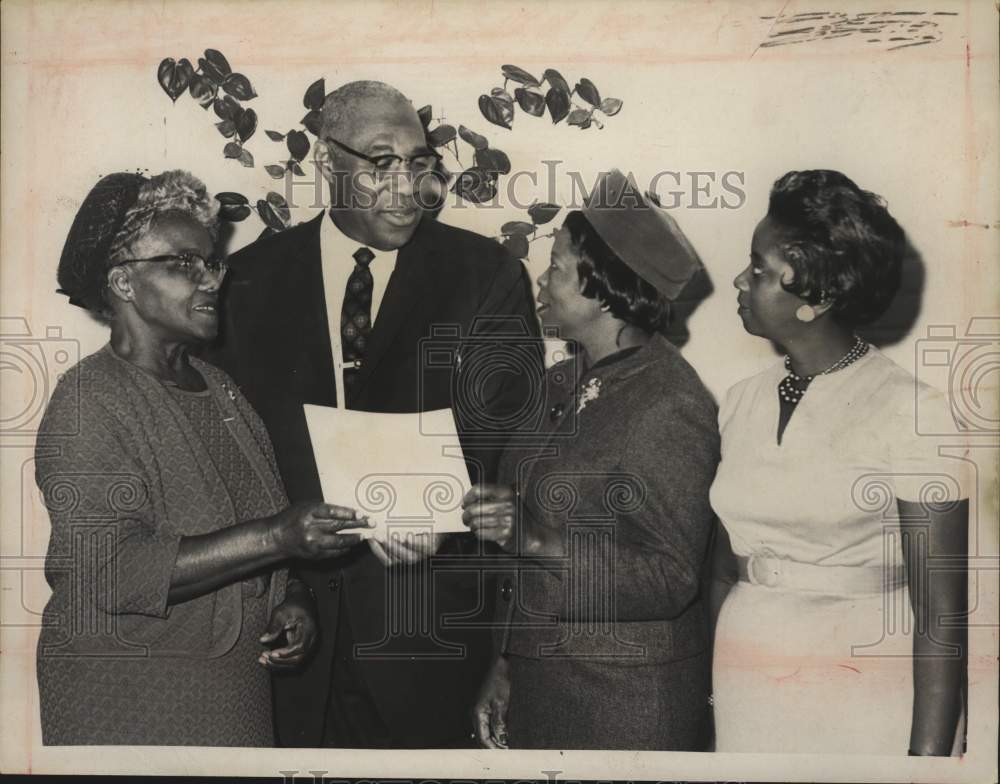 1965 Press Photo Reverend William Wilborn, Albany, New York - tua22900